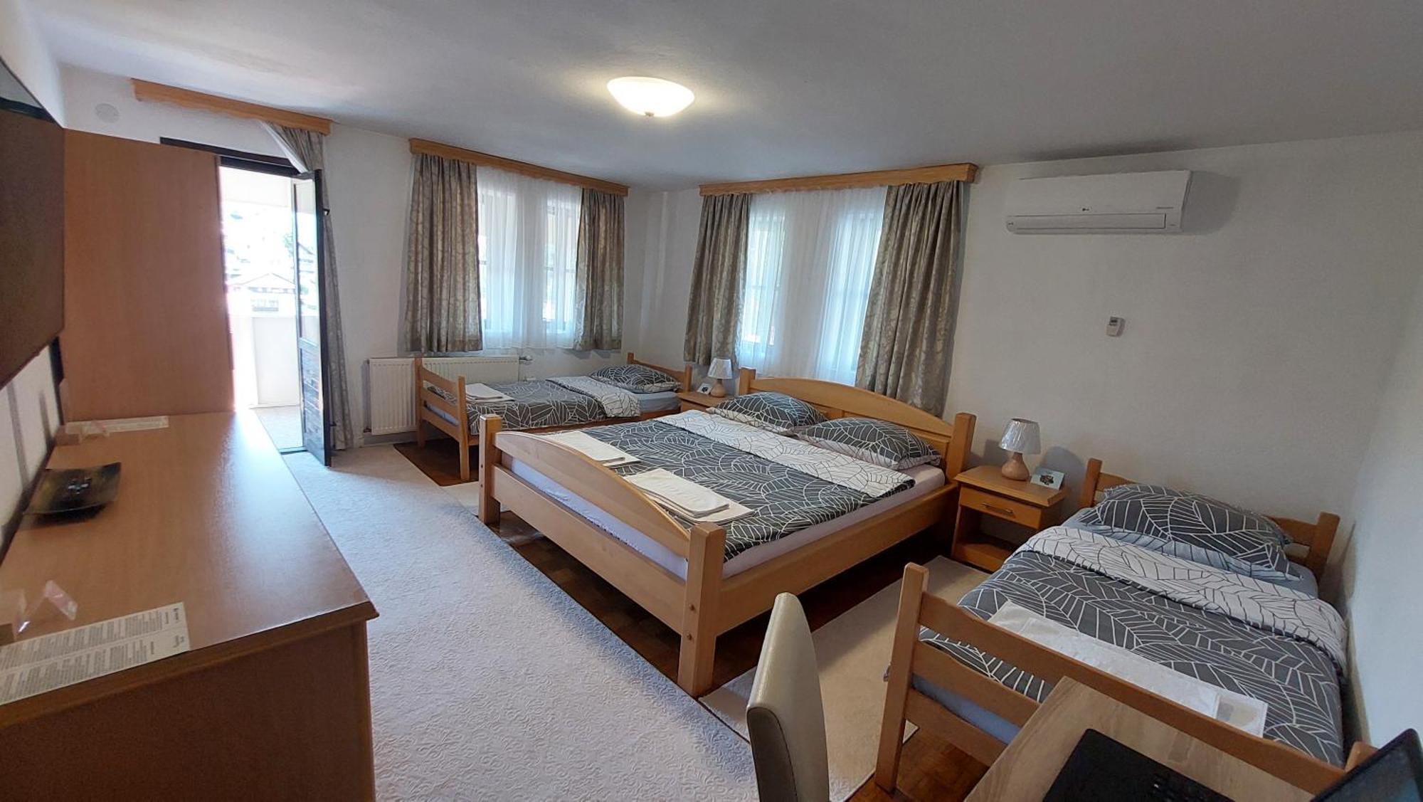 Panorama Travnik Aparthotel Kültér fotó